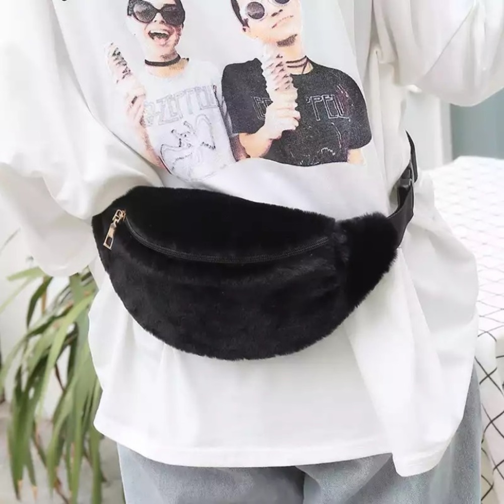 NWT Black Plush Waist Bag Fluffy Fanny Pack Crossbody Shoulder Bag Travel Pouch